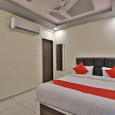 Hotel O Sunway Ahmedabad Extérieur photo