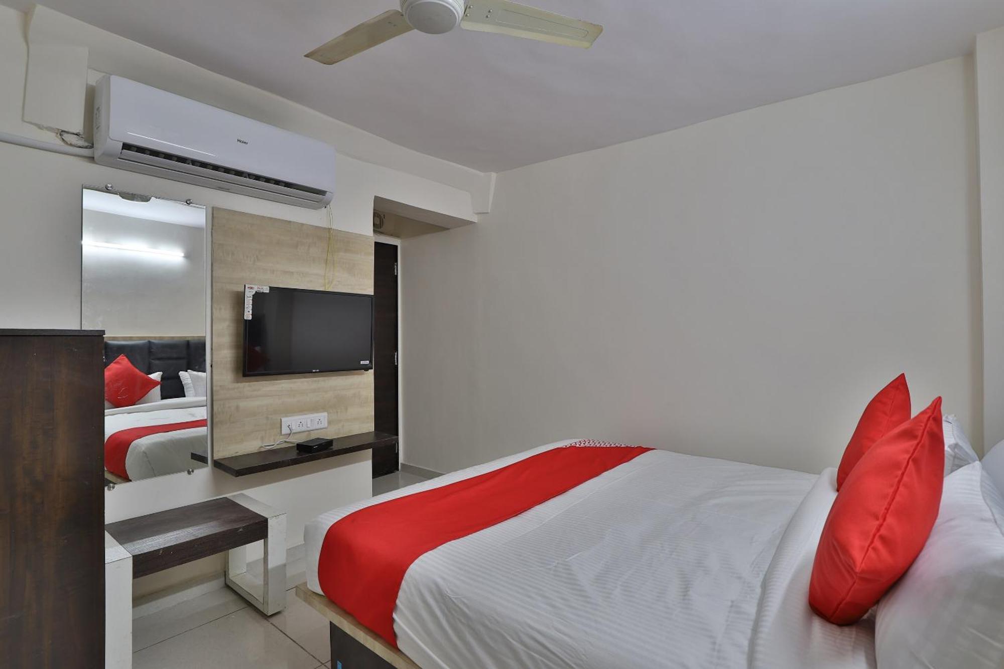 Hotel O Sunway Ahmedabad Extérieur photo